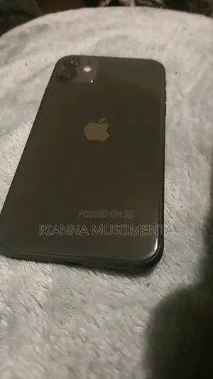 Apple iPhone 11 64 GB Black