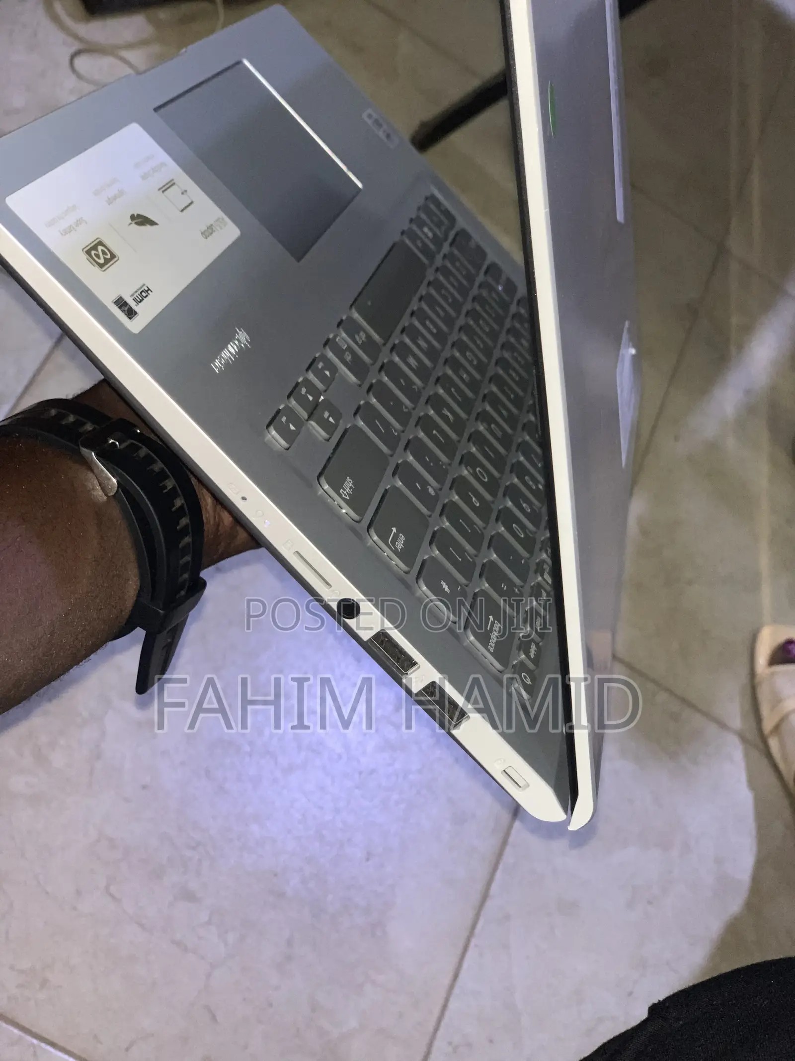 Laptop Asus Vivobook 14 4GB Intel Core i3 SSD 128GB