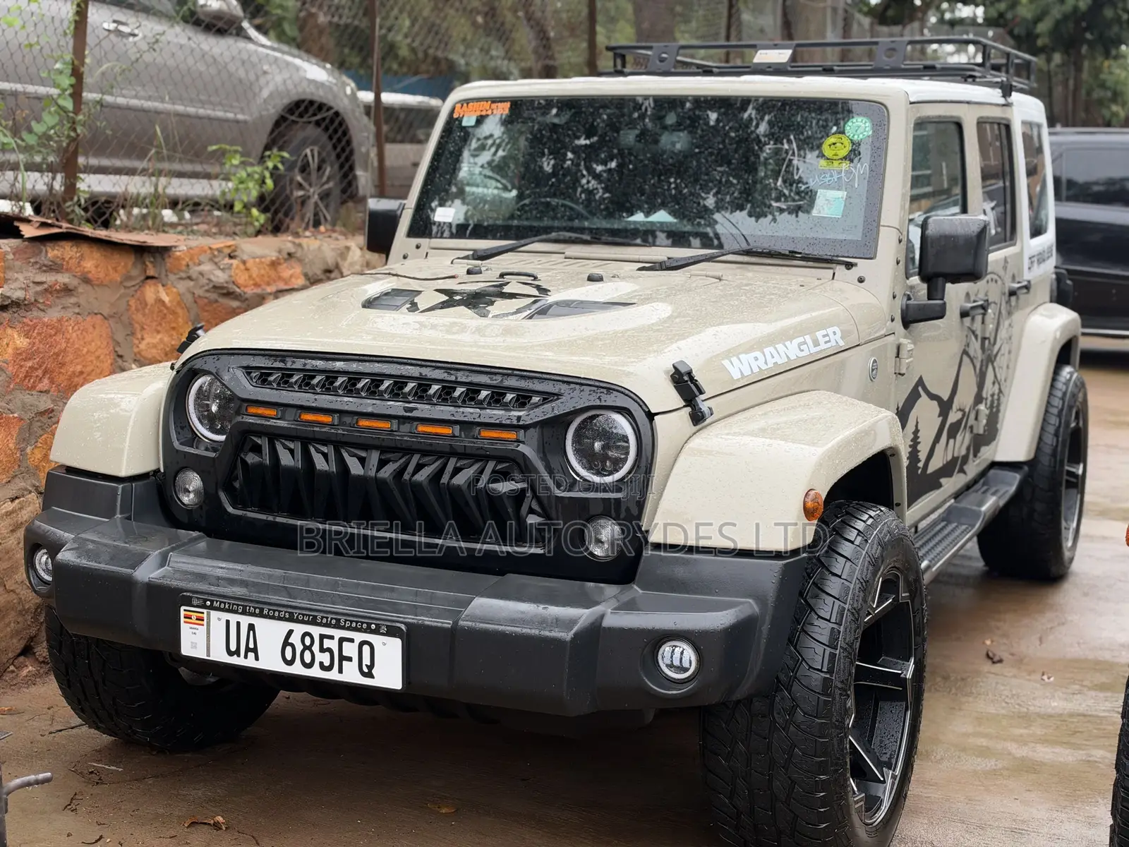Jeep Wrangler 2017 Gold