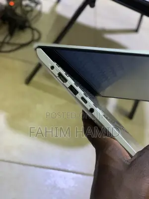 Laptop Asus Vivobook 14 8GB Intel Core i5 SSD 256GB