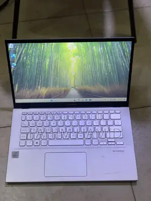 Laptop Asus Vivobook 14 8GB Intel Core i5 SSD 256GB