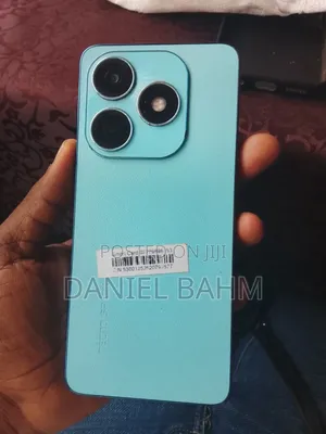New Tecno Spark 20 Pro 256 GB Blue