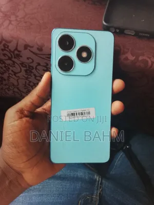 New Tecno Spark 20 Pro 256 GB Blue