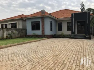 Kira Very Amazing House on Sell