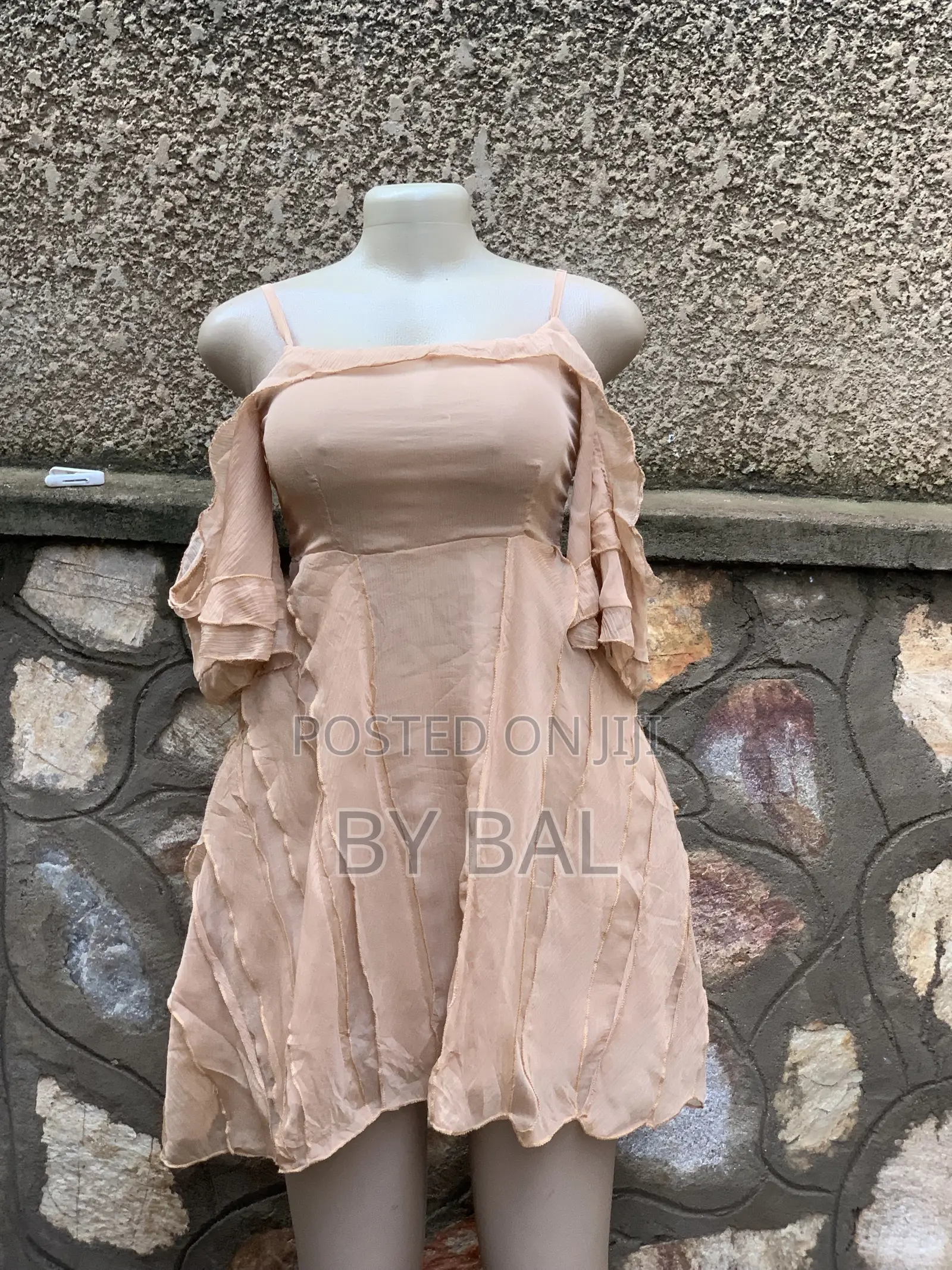 Thrift Dresses for Ladies