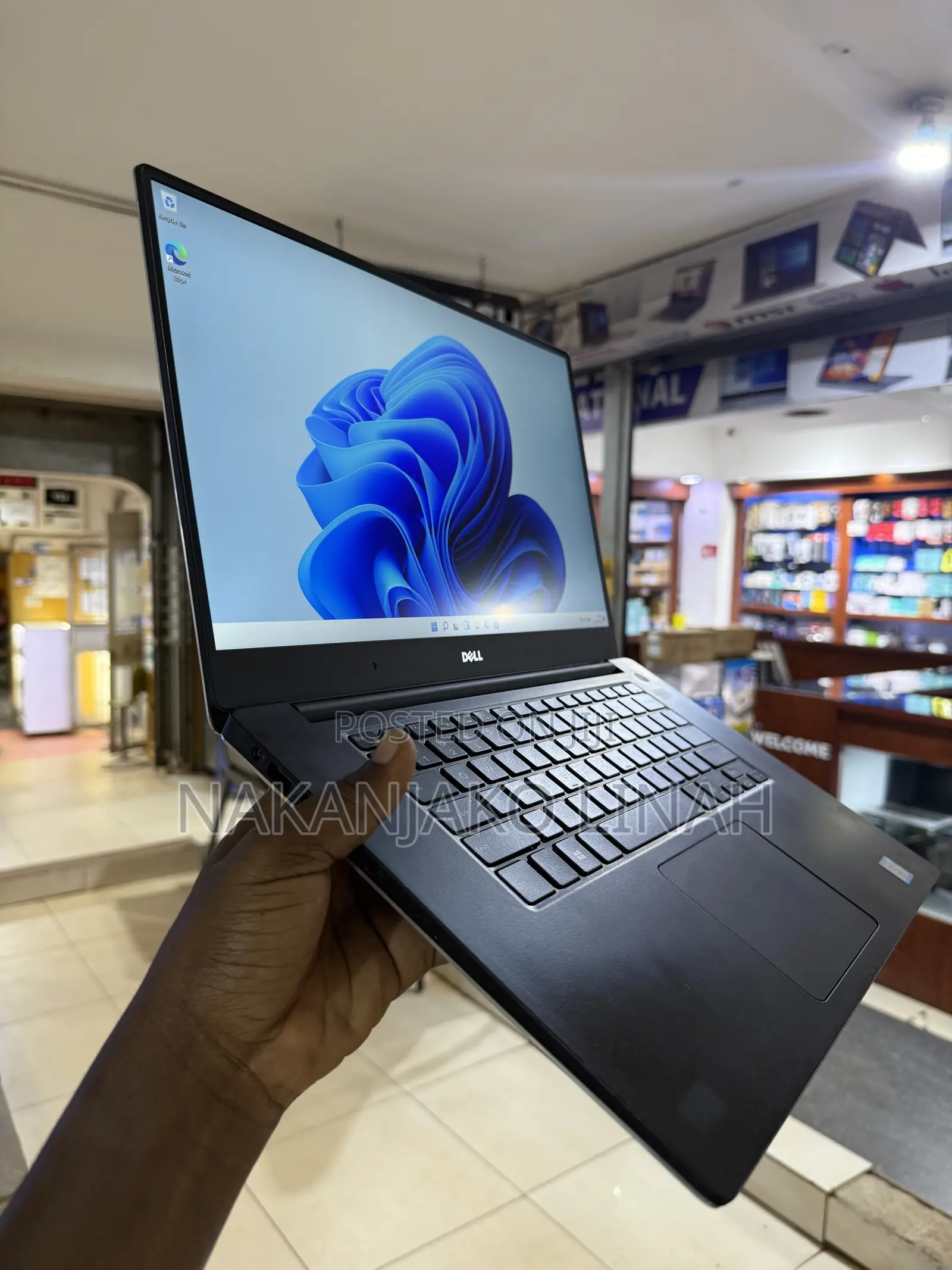Laptop Dell Precision 15 5520 16GB Intel Core i7 SSD 512GB
