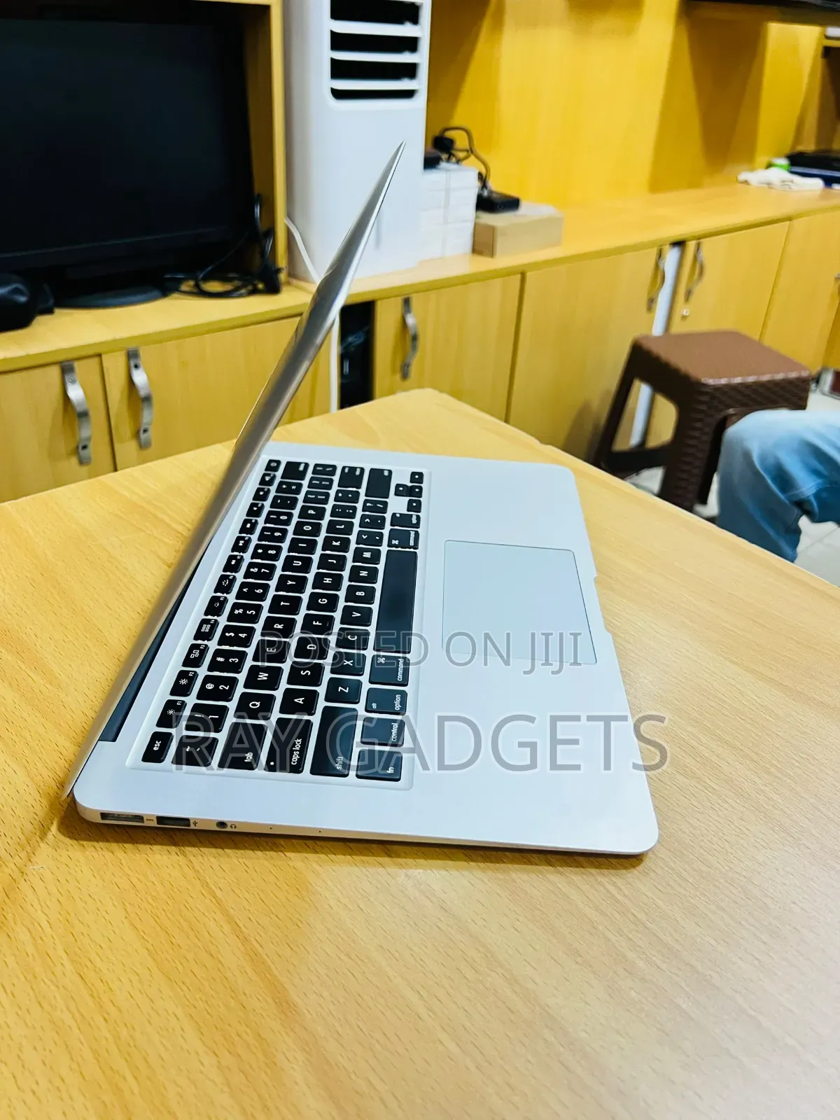 Laptop Apple MacBook Air 2016 8GB Intel Core i5 SSD 500GB