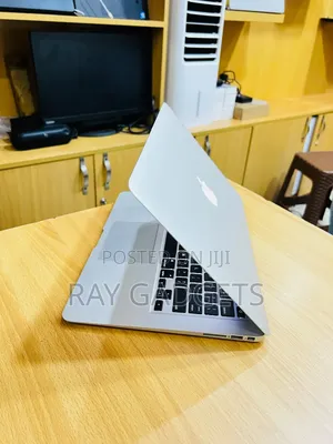 Laptop Apple MacBook Air 2016 8GB Intel Core i5 SSD 500GB