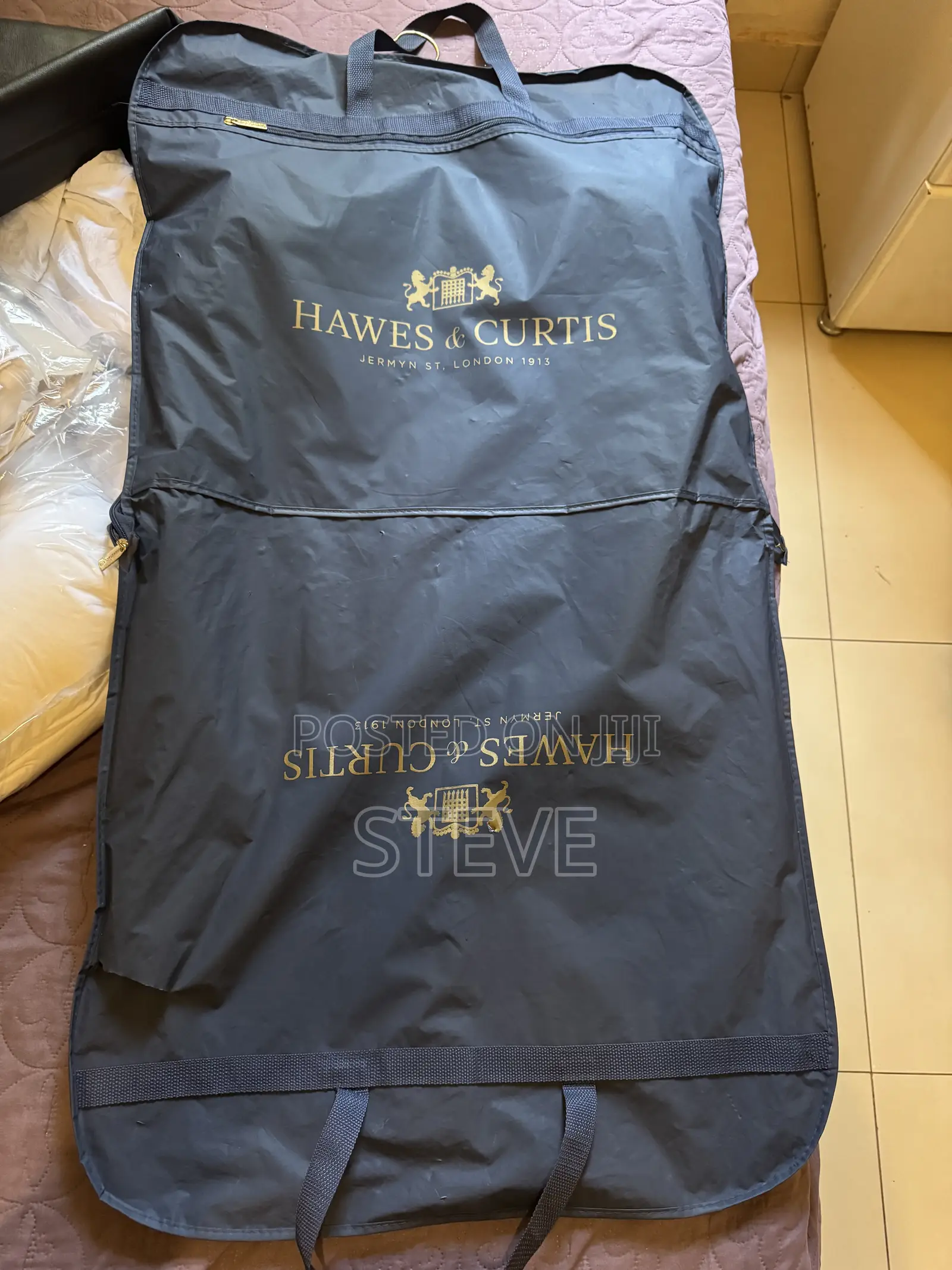 Suit 2 Piece Hawes and Curtis