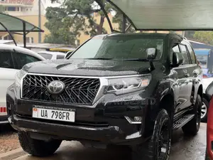 Toyota Land Cruiser Prado 2018 Matt Black