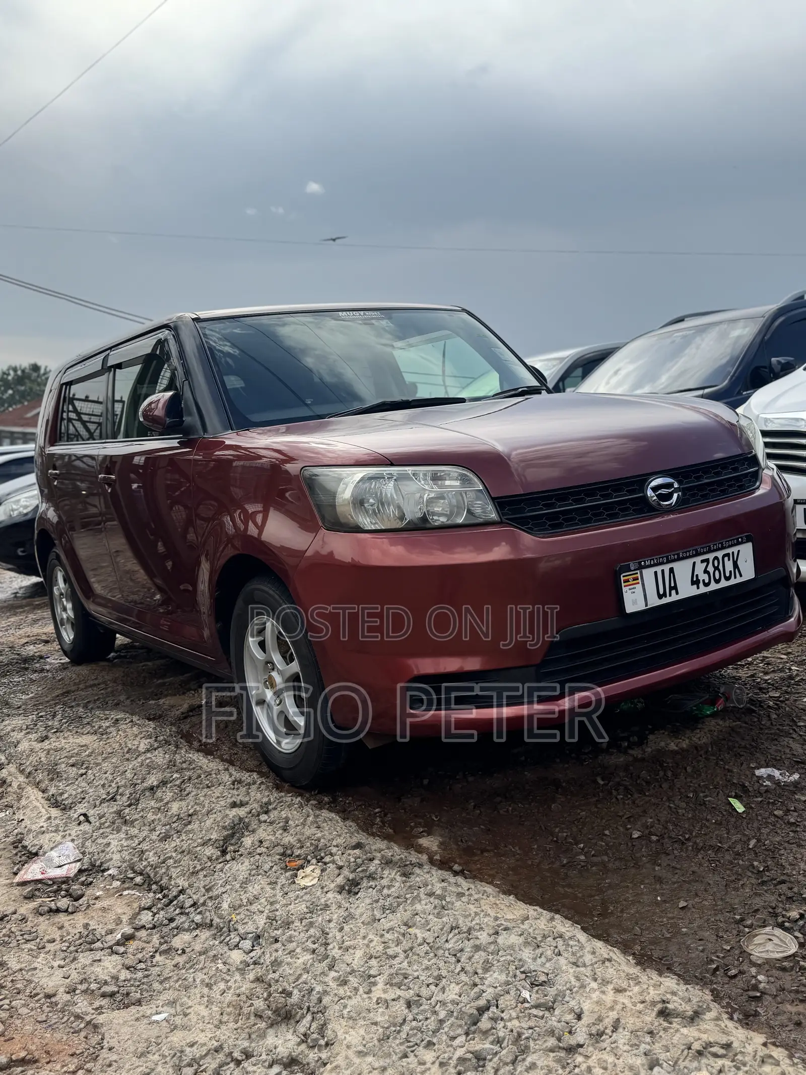 Toyota Corolla Rumion 2010 Red