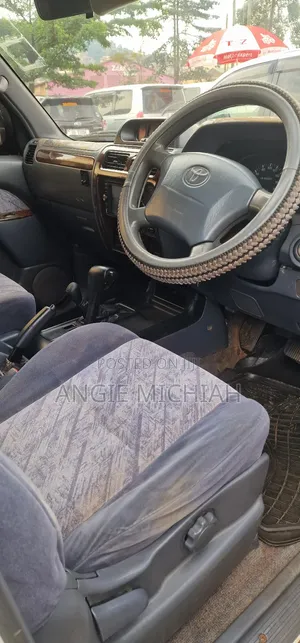Toyota Land Cruiser 90 2002 Beige