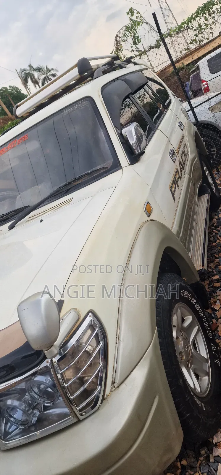 Toyota Land Cruiser 90 2002 Beige