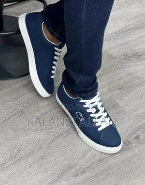 Lacoste Sneakers
