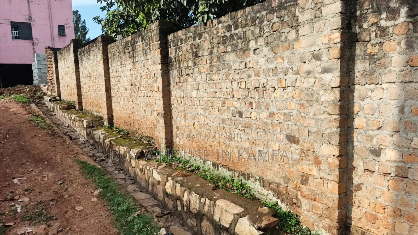 Namugongo 25decimals Titled. In Perimeter Wall. 50metres Off Tarmac