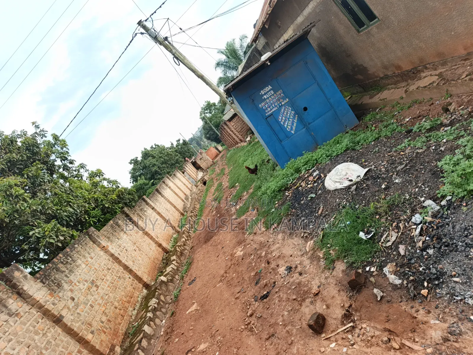 Namugongo 25decimals Titled. In Perimeter Wall. 50metres Off Tarmac