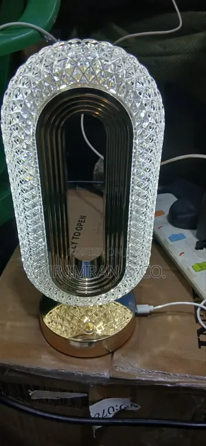 Gold Oval Crystal Table Lamp