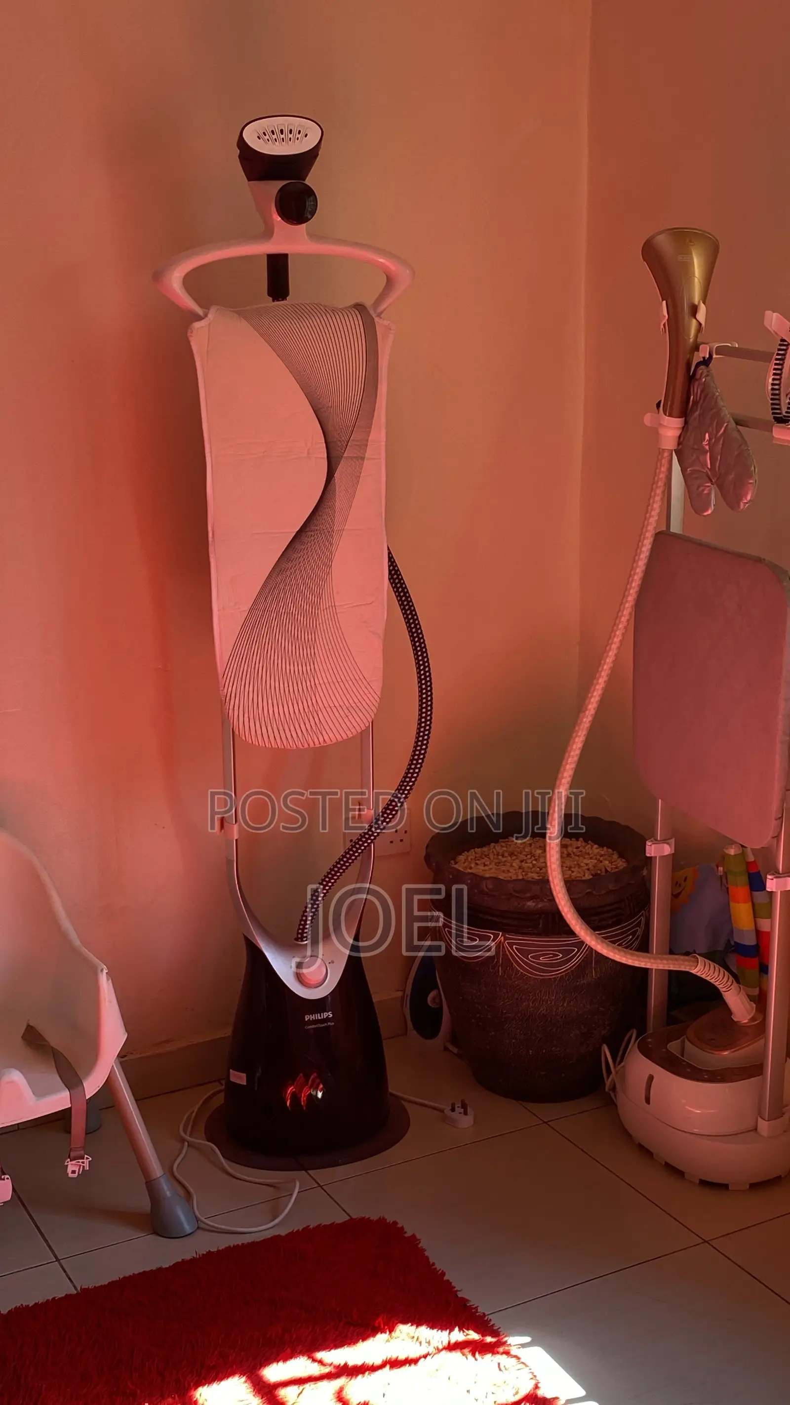 Appliance Phillips Garment Steamer