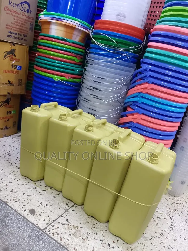 Dull Plastic Jerry Cans Plastic Jerrcans