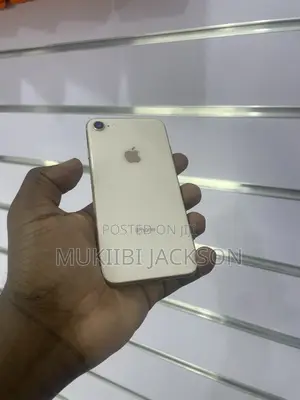 Apple iPhone 8 64 GB Gold
