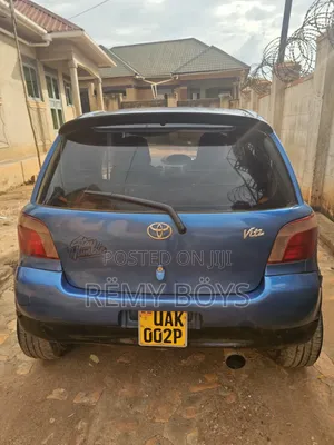 Toyota Vitz 1.5 FWD 3dr 1999 Blue