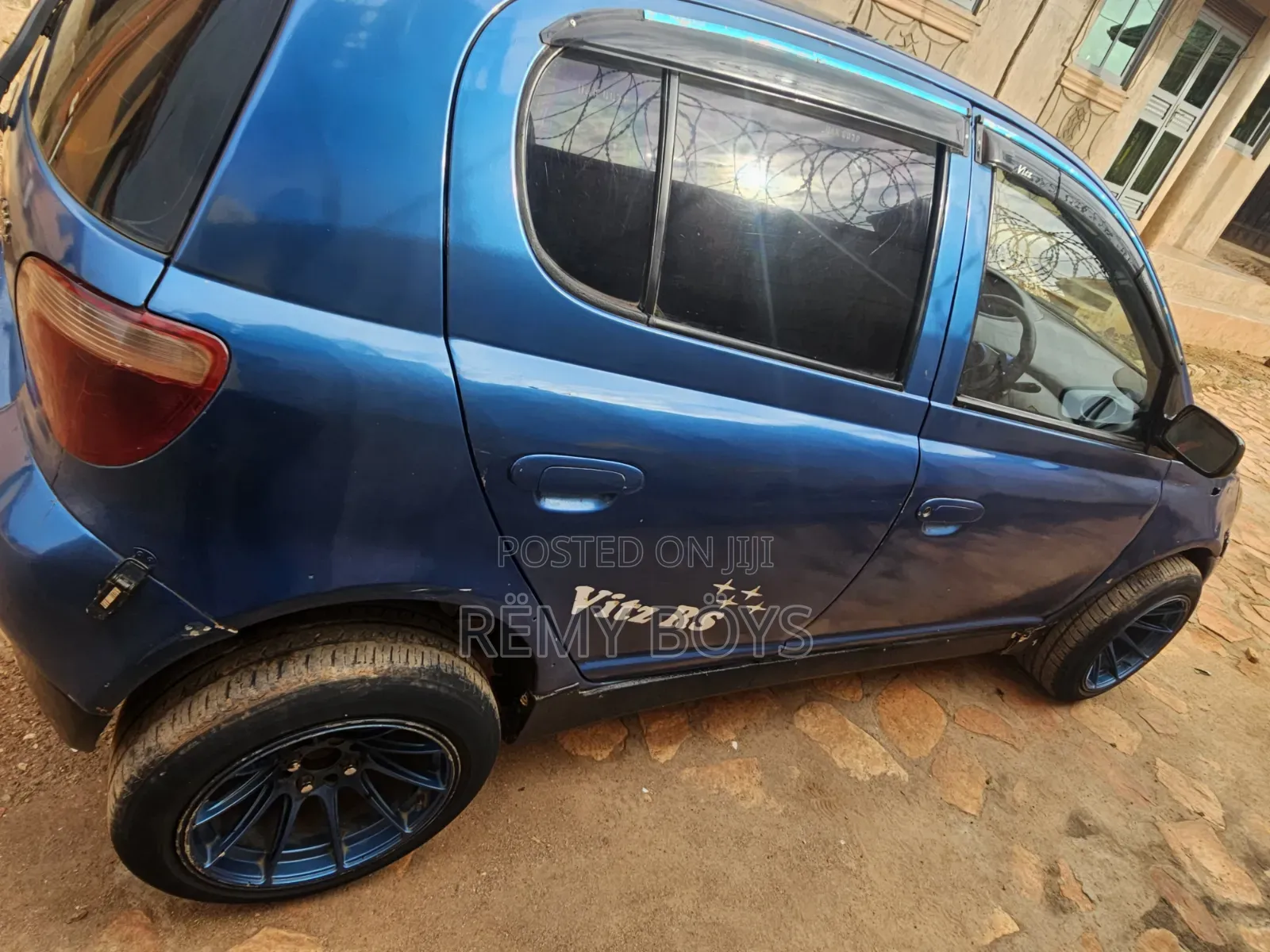 Toyota Vitz 1.5 FWD 3dr 1999 Blue
