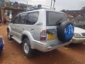 Toyota Land Cruiser 90 1997 Silver