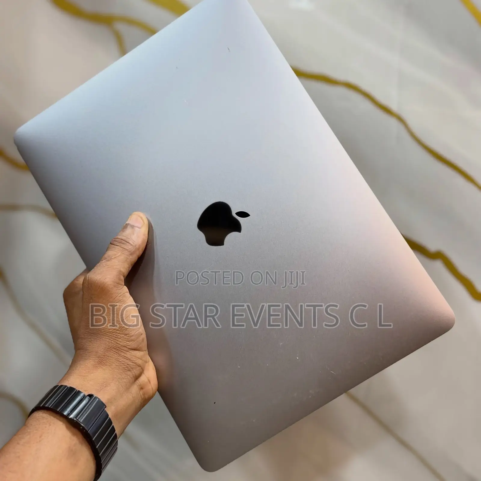 Laptop Apple MacBook Pro 2018 8GB Intel Core i5 SSD 512GB