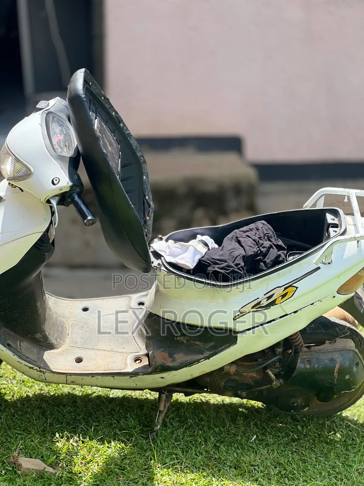 Yamaha Crux 1999 White