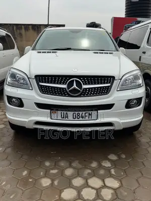 Mercedes-Benz M Class 2009 White