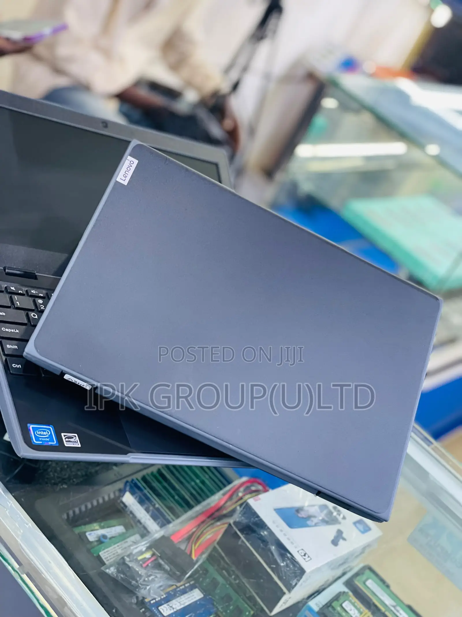 Laptop Lenovo 100e 4GB Intel Celeron SSD 60GB
