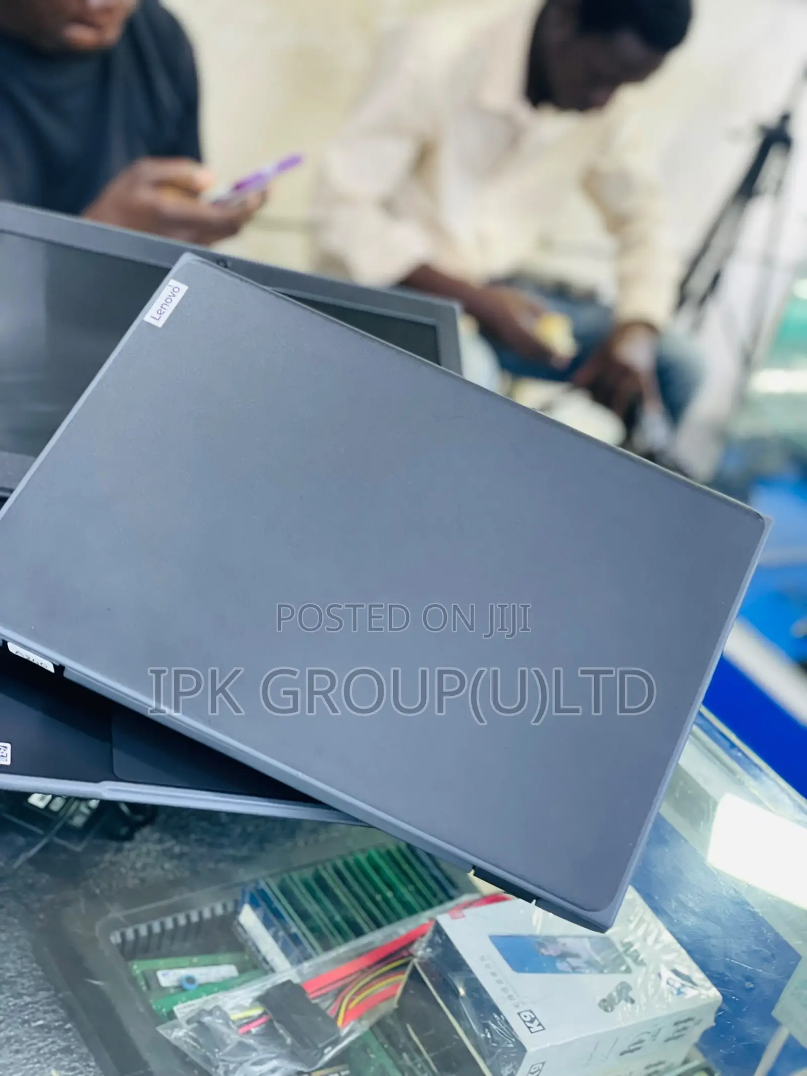 Laptop Lenovo 100e 4GB Intel Celeron SSD 60GB