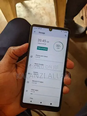 Sharp Aquos sense5G 64 GB Gold
