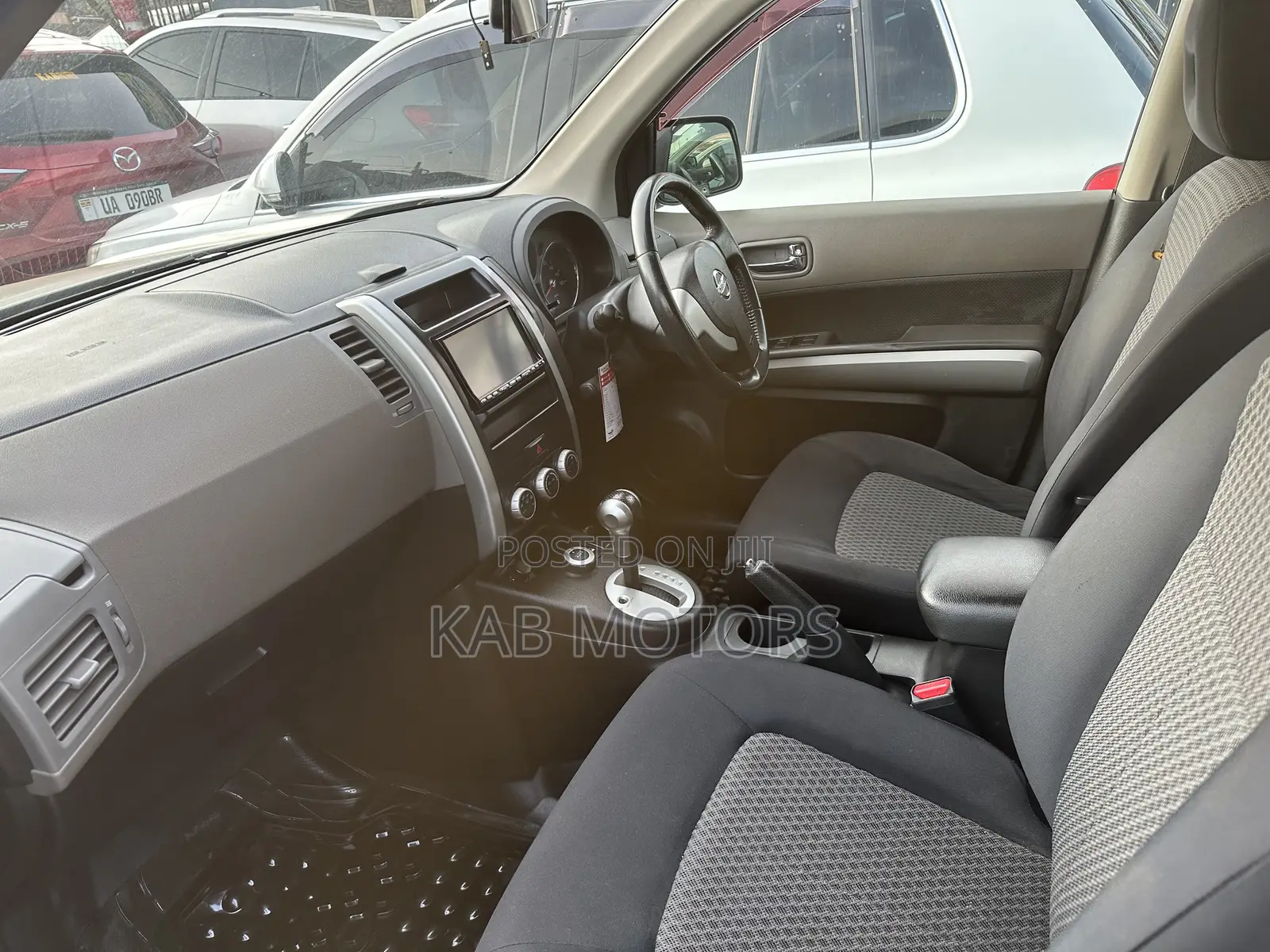 Nissan X-Trail 2.0 Petrol XE 2009 White