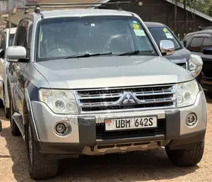 Mitsubishi Pajero 3.2 Di-Dc GLS 2011