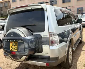 Mitsubishi Pajero 3.2 Di-Dc GLS 2011