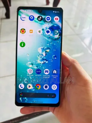 Sharp Aquos zero6 128 GB Silver