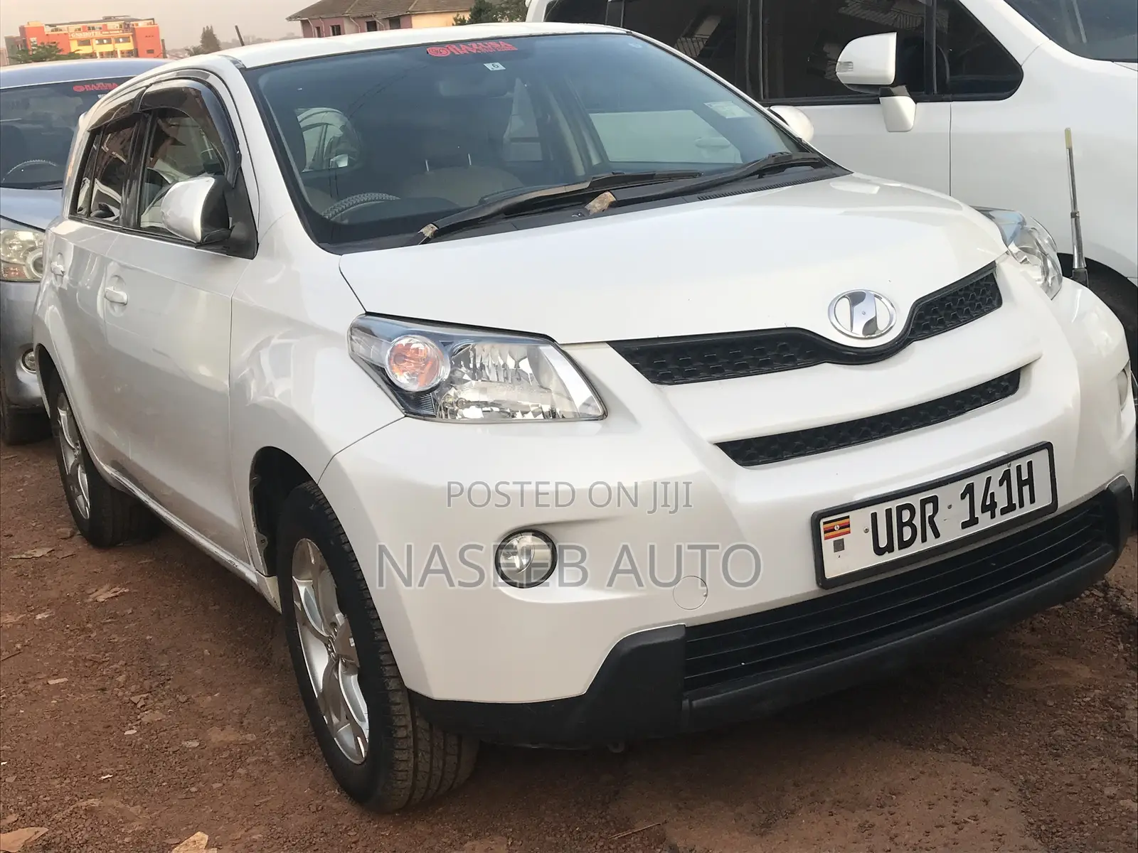 Toyota IST 2009 White