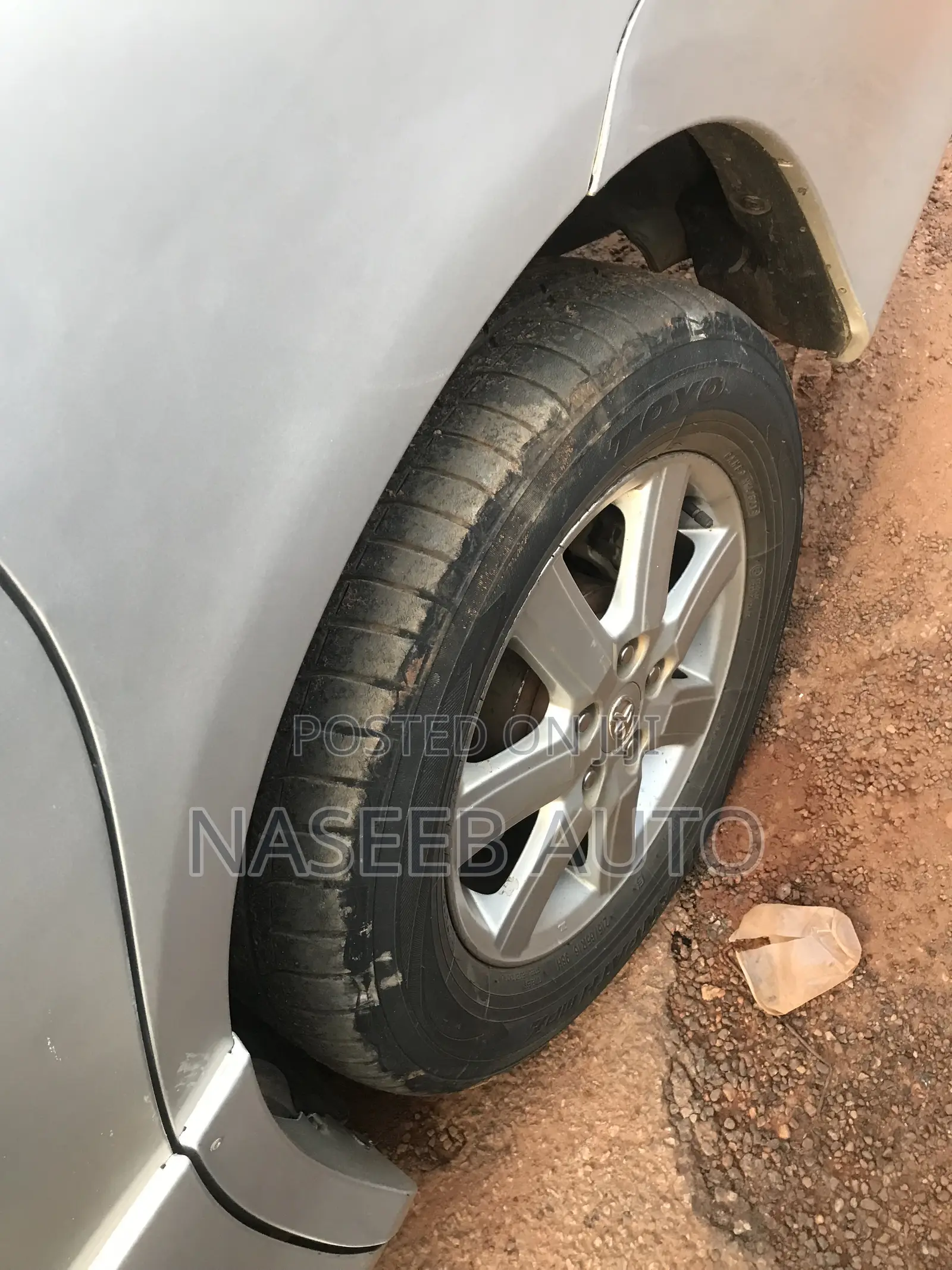 Toyota Noah 2008 Silver