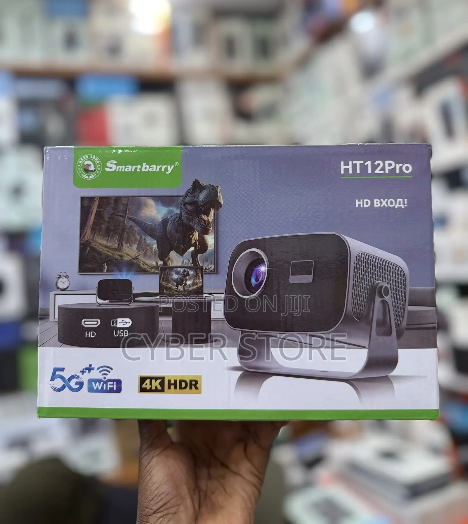 Smartbarry HT12Pro Is a Portable Smart Projector