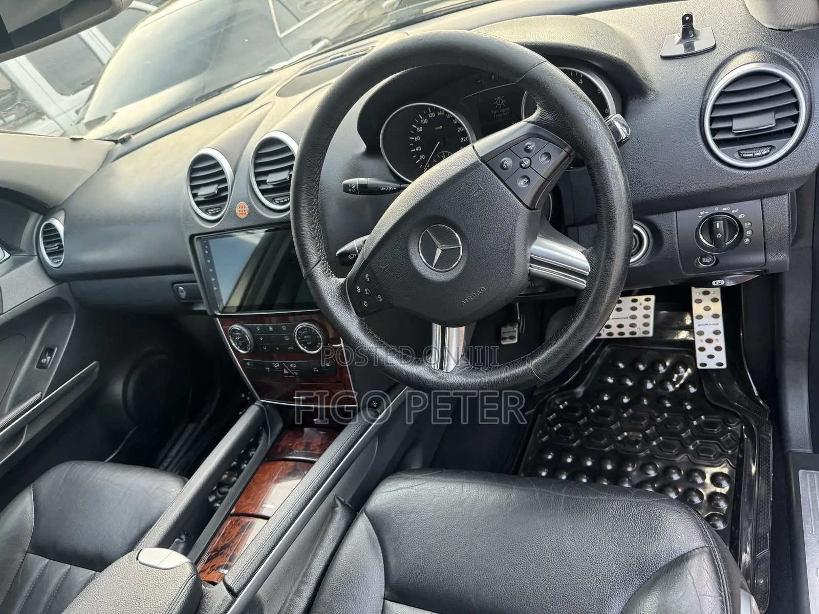 Mercedes-Benz M Class 2009 White