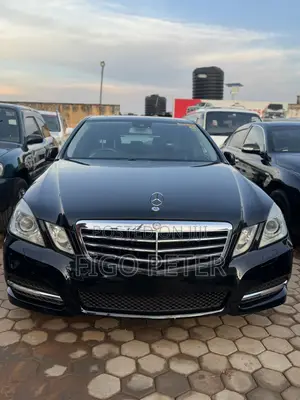 Mercedes-Benz E300 2010 Black