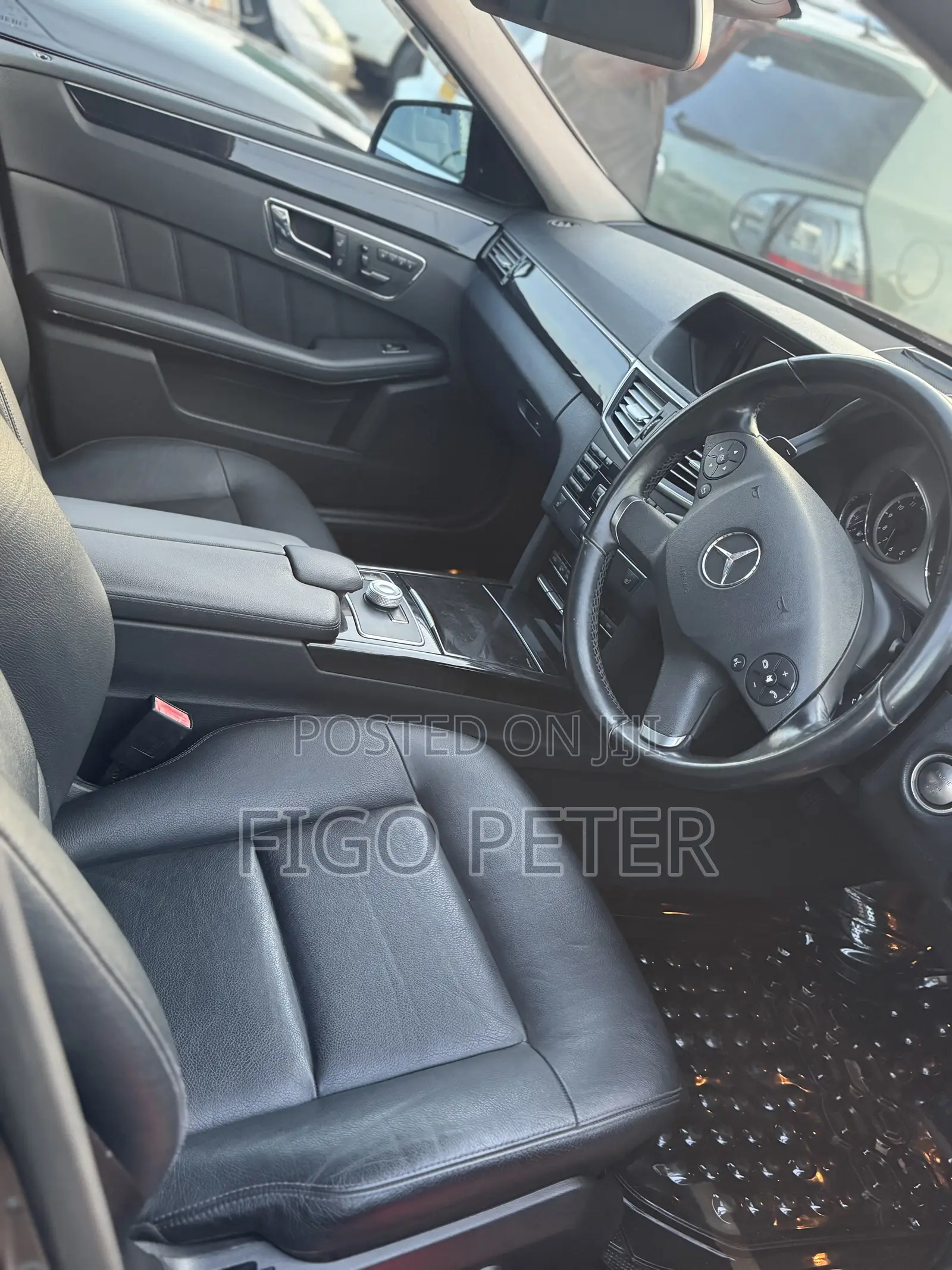 Mercedes-Benz E300 2010 Black