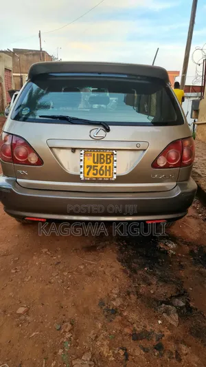 Toyota Harrier 2001 Silver