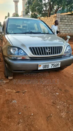 Toyota Harrier 2001 Silver