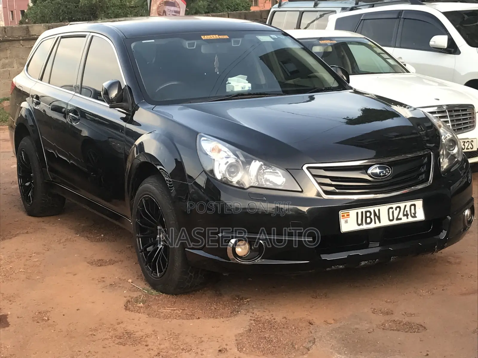 Subaru Outback 2010 Black