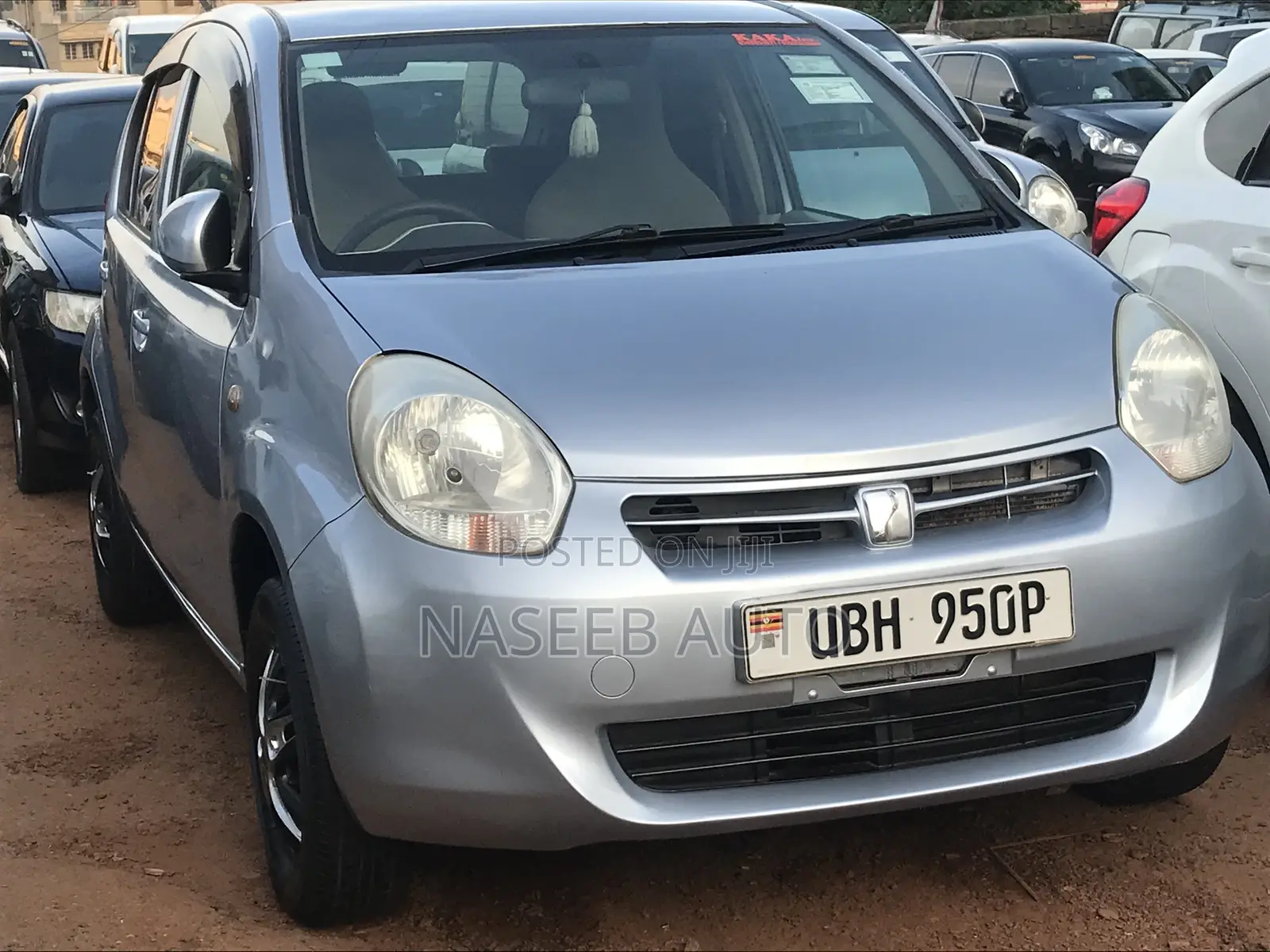 Toyota Passo 2009 Silver