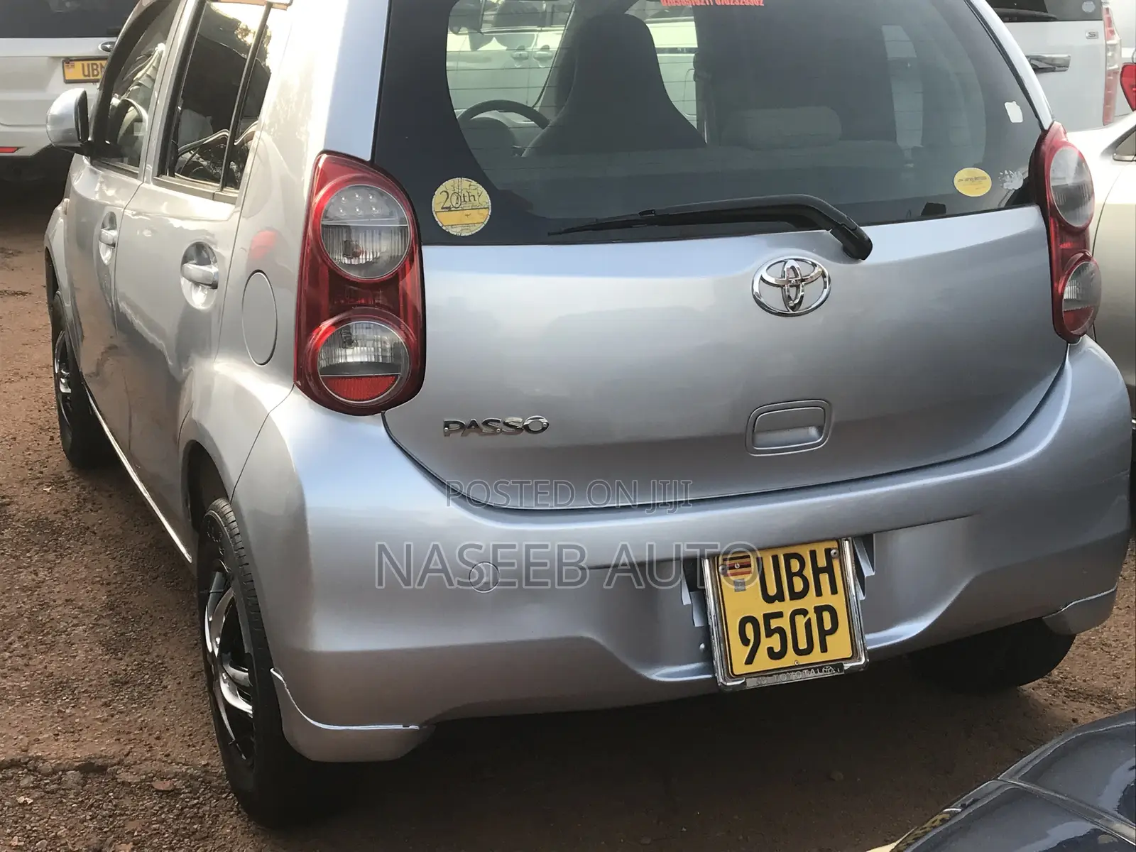 Toyota Passo 2009 Silver