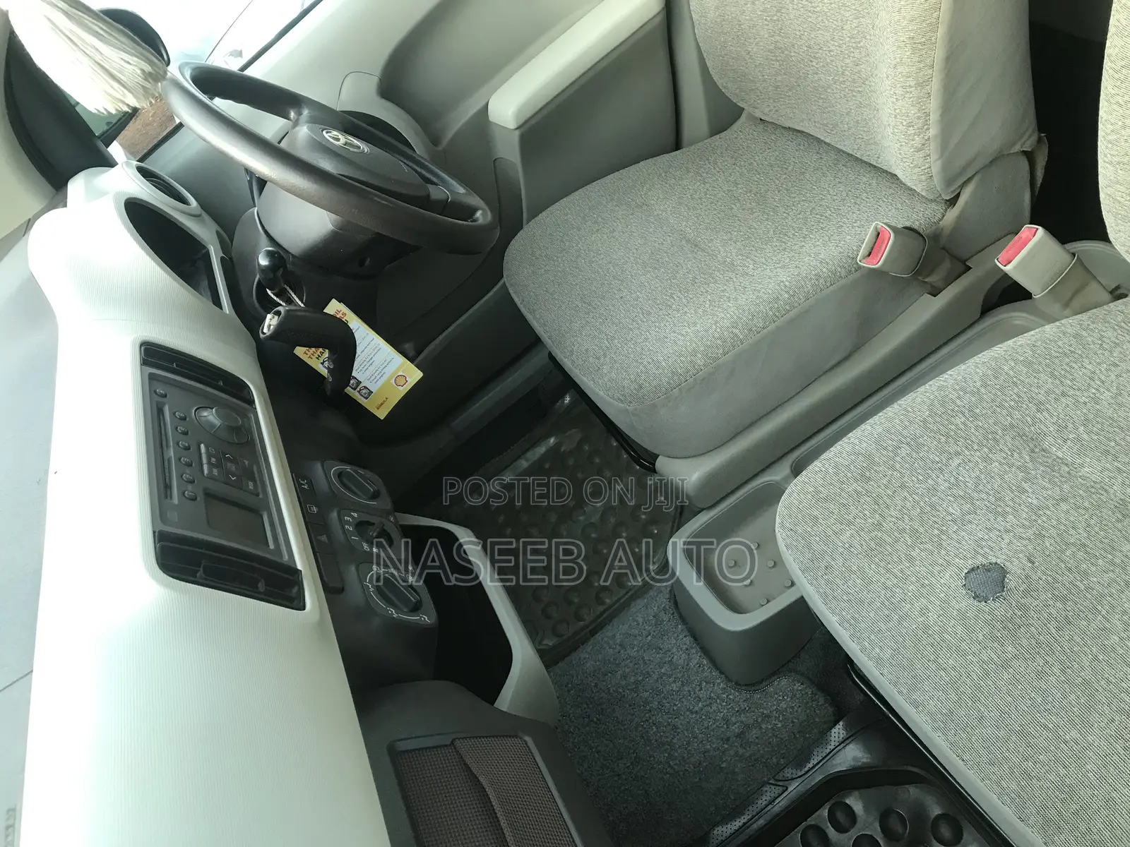 Toyota Passo 2009 Silver