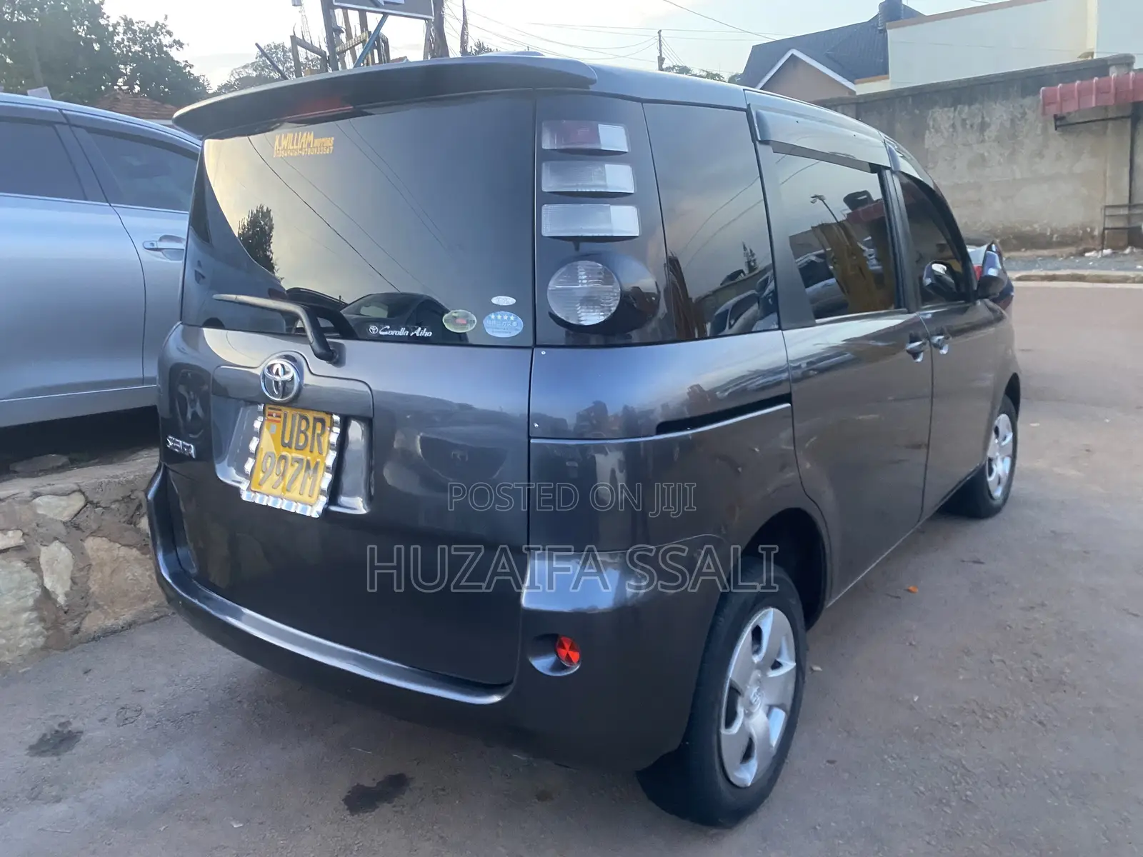 Toyota Sienta 2016 Black